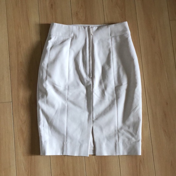 H&M High Waisted Pencil Skirt - Picture 2 of 4